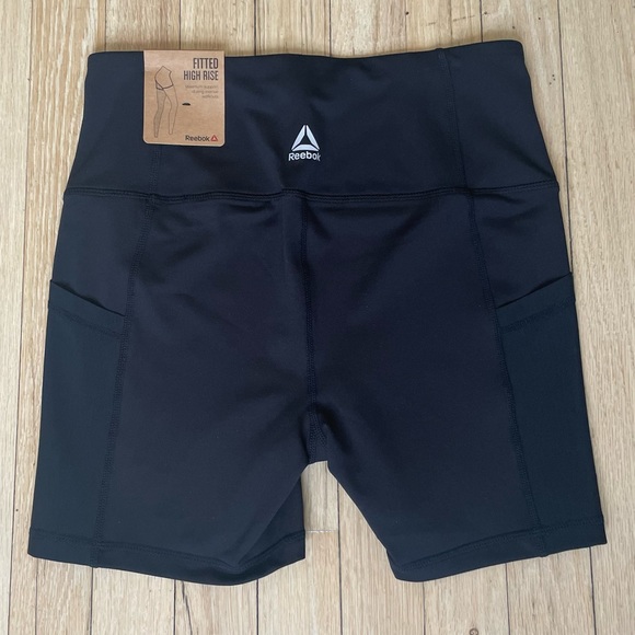 ⭕️SOLD⭕️ High Waisted Highspeed Biker Shorts Nwt - Picture 2 of 4